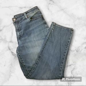 Talbots Flawless Five Pocket jeans size 14.